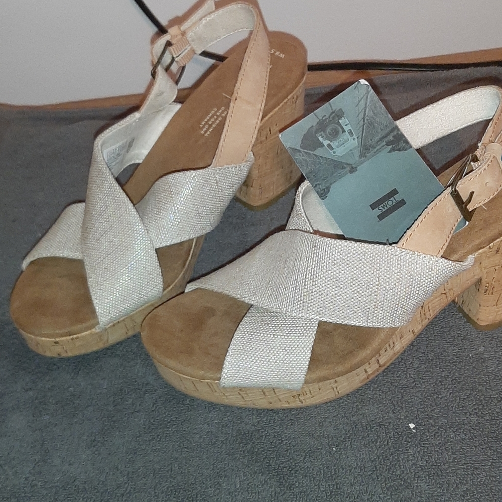 Tom's Shoes